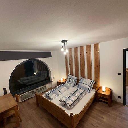 Fewo Bay Schwaebeleholz Mit 2 Schlafzimmern Sonthofen Exteriér fotografie